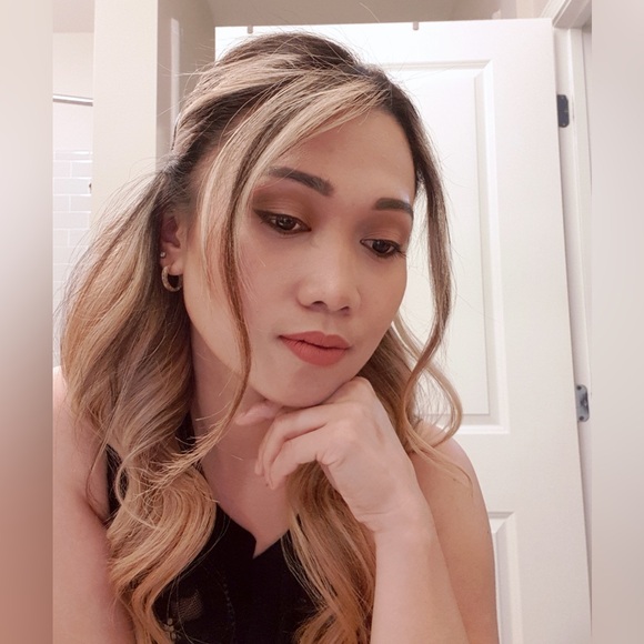 Meet your Posher, Ma carol - Picture 1 of 3